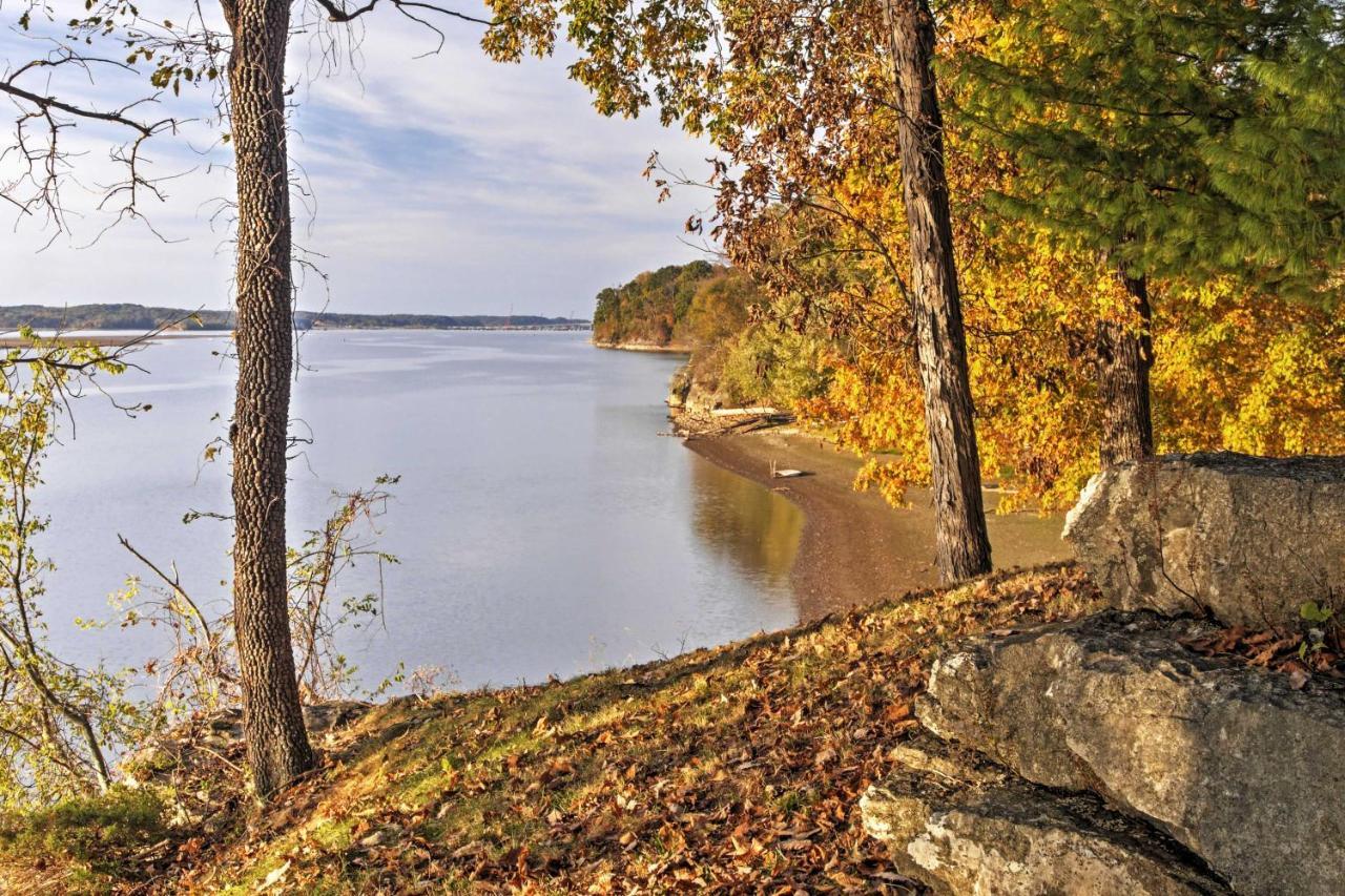 Captivating Cadiz Hideaway With Deck On Lake Barkley 外观 照片